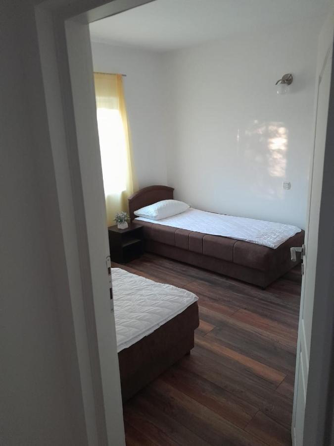 Apartmani Mia Rada Budva Luaran gambar