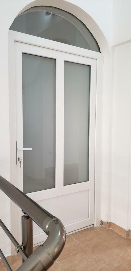 Apartmani Mia Rada Budva Luaran gambar
